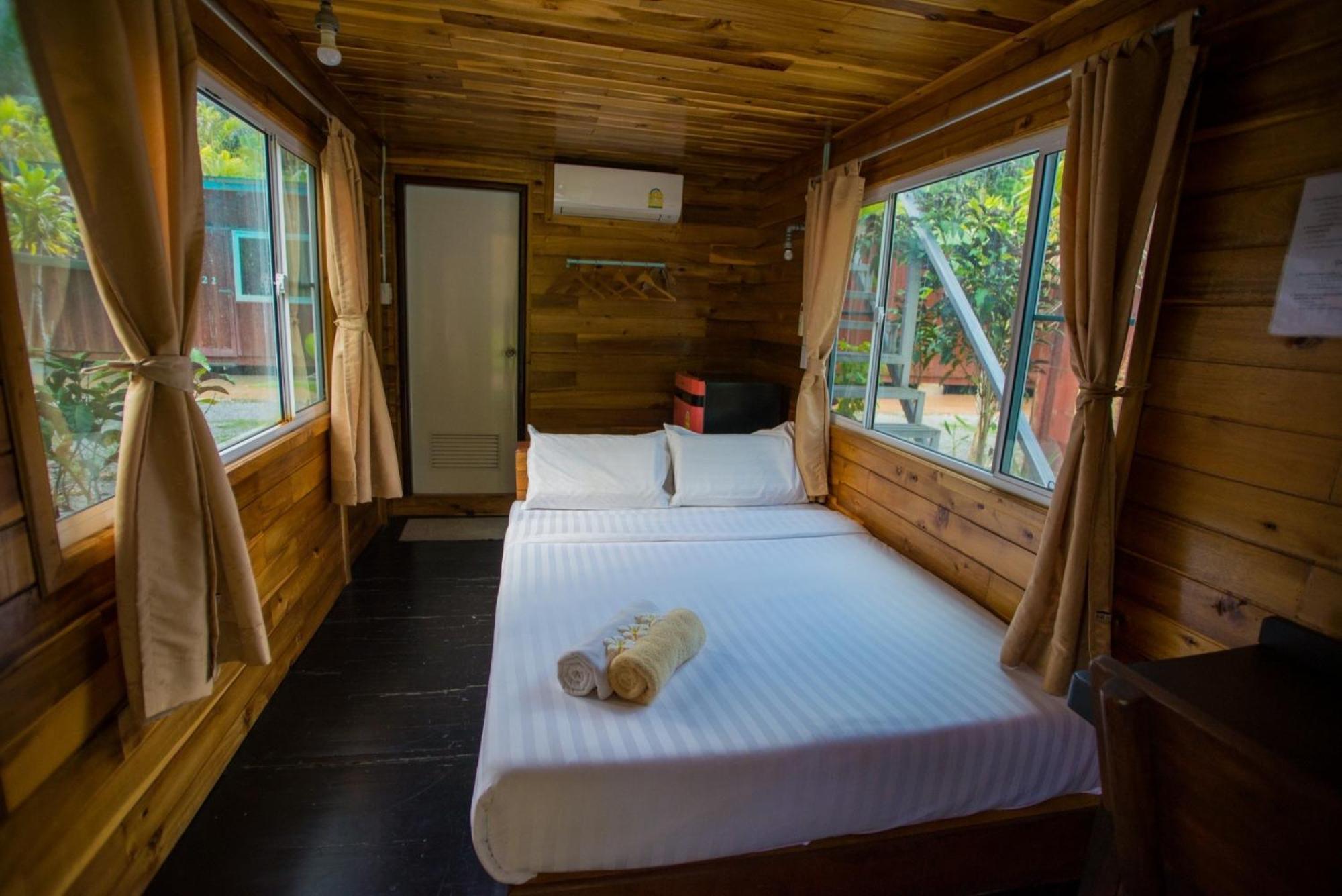 The Camper Lodge Khao Sok Ban Bang Bon Extérieur photo