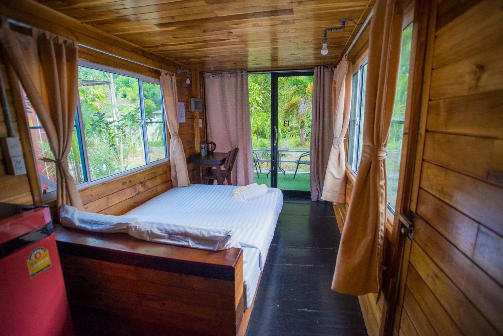 The Camper Lodge Khao Sok Ban Bang Bon Extérieur photo