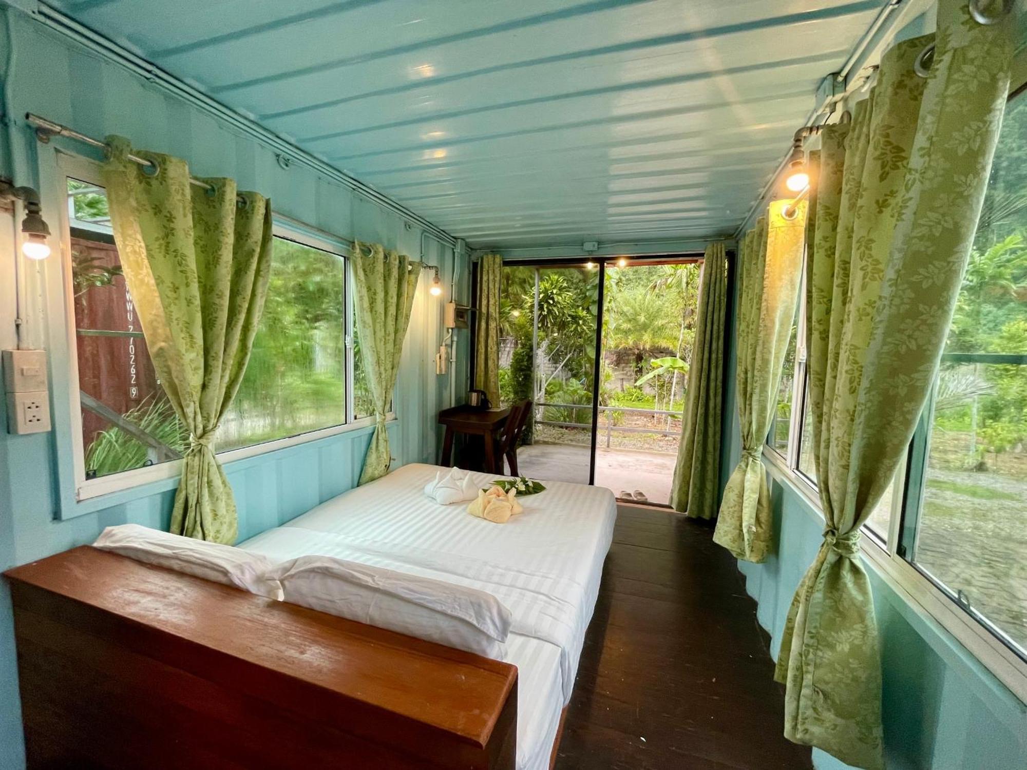 The Camper Lodge Khao Sok Ban Bang Bon Extérieur photo